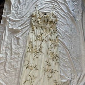 White embellished dress